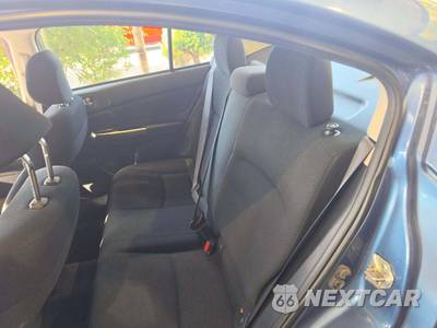 2016 Subaru Impreza Sedan 2.0i Premium - zdjęcie 13 z 27 - miniatura