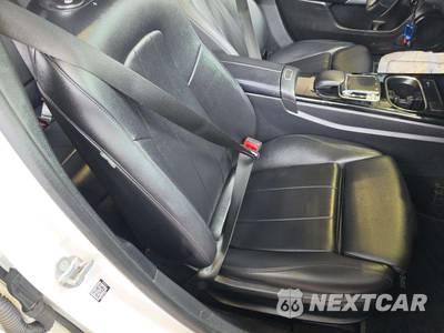 2019 Mercedes-Benz A 220 4MATIC - zdjęcie 18 z 21 - miniatura