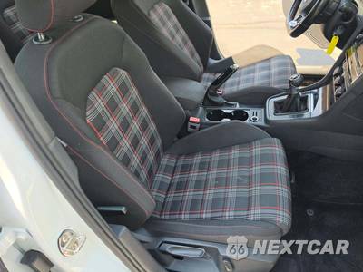 2018 Volkswagen Golf GTI SE Hatchback - zdjęcie 16 z 22 - miniatura