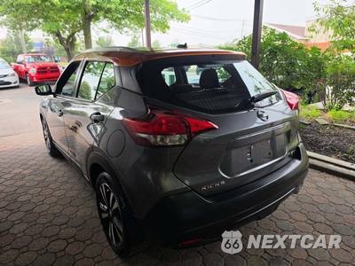 2018 Nissan Kicks SV - zdjęcie 2 z 20 - miniatura