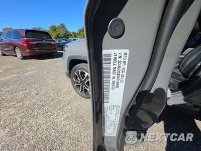 2022 Jeep Compass Limited - zdjęcie 5 z 20 - miniatura