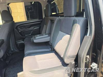 2022 Nissan TITAN S Crew Cab Short Bed - zdjęcie 13 z 27 - miniatura