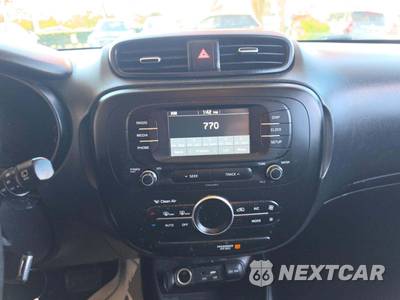 2017 Kia Soul + - zdjęcie 10 z 20 - miniatura