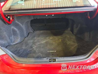2014 Toyota Camry SE Sport - zdjęcie 14 z 20 - miniatura