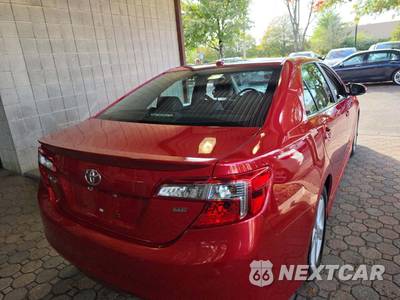 2014 Toyota Camry SE Sport - zdjęcie 3 z 20 - miniatura