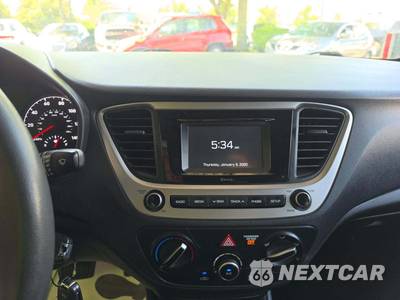 2018 Hyundai Accent SE - zdjęcie 10 z 20 - miniatura