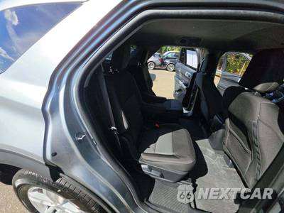 2024 Ford Explorer XLT - zdjęcie 17 z 21 - miniatura