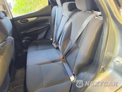 2017 Nissan Rogue Sport S - zdjęcie 13 z 20 - miniatura