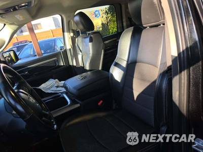 2018 Ram 1500 Night Crew Cab Short Bed - zdjęcie 6 z 20 - miniatura
