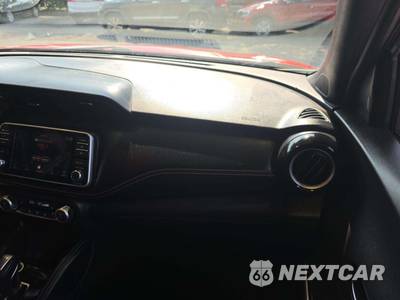 2019 Nissan Kicks SR - zdjęcie 19 z 21 - miniatura