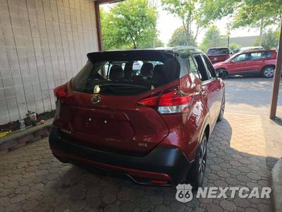 2019 Nissan Kicks SR - zdjęcie 3 z 21 - miniatura