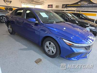 2025 Hyundai Elantra SE - zdjęcie 4 z 27 - miniatura