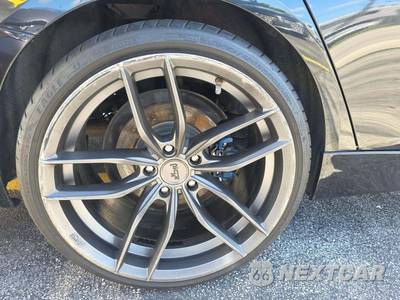 2017 BMW 3 Series Sedan 330i xDrive - zdjęcie 28 z 37 - miniatura