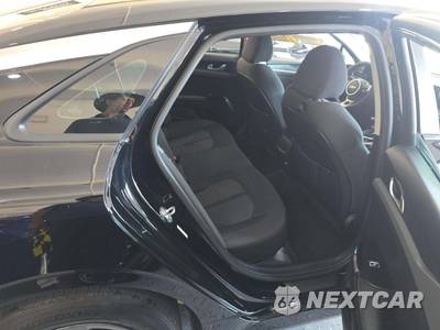 2023 Kia K5 LXS - zdjęcie 16 z 26 - miniatura