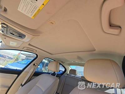 2014 BMW 5 Series Sedan 528i xDrive - zdjęcie 11 z 28 - miniatura
