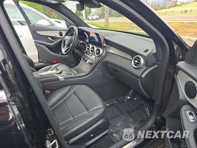 2022 Mercedes-Benz GLC 300 4MATIC - zdjęcie 18 z 20 - miniatura