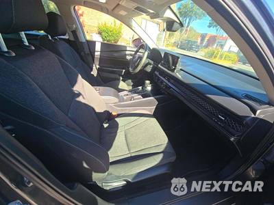 2025 Honda Accord Sedan SE - zdjęcie 18 z 23 - miniatura