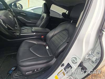2023 Toyota Highlander Hybrid XLE - zdjęcie 6 z 23 - miniatura