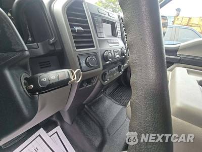 2022 Ford Super Duty F-350 XL Crew Cab Medium Bed - zdjęcie 8 z 24 - miniatura