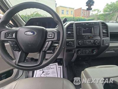 2022 Ford Super Duty F-350 XL Crew Cab Medium Bed - zdjęcie 10 z 24 - miniatura