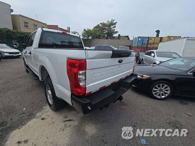 2022 Ford Super Duty F-350 XL Crew Cab Medium Bed - zdjęcie 2 z 24 - miniatura