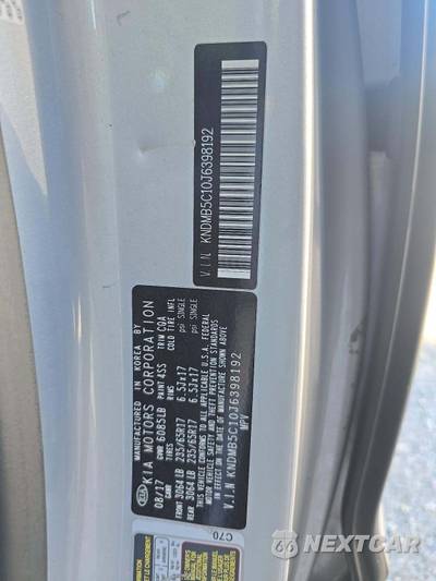 2018 Kia Sedona LX 120.5" WB - zdjęcie 2 z 32 - miniatura
