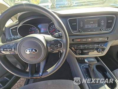 2018 Kia Sedona LX 120.5" WB - zdjęcie 7 z 32 - miniatura