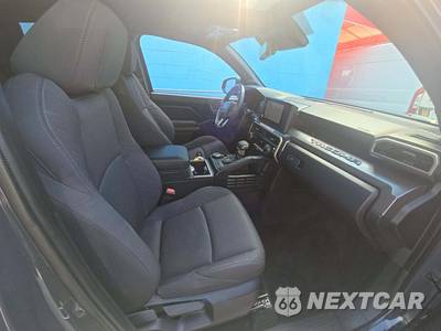 2024 Toyota Tacoma SR5 Crew Cab Medium Bed - zdjęcie 18 z 21 - miniatura