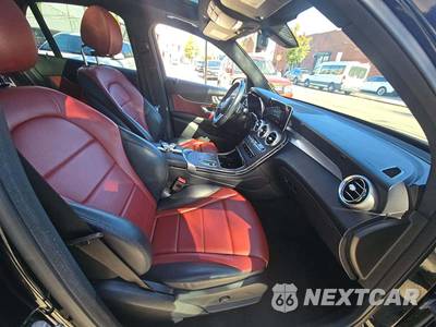 2021 Mercedes-Benz GLC 300 4MATIC - zdjęcie 18 z 22 - miniatura