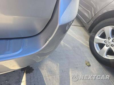 2011 Toyota Sienna LE 8-Passenger 119.3" WB - zdjęcie 27 z 28 - miniatura