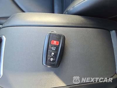 2021 Toyota Highlander XLE - zdjęcie 8 z 22 - miniatura