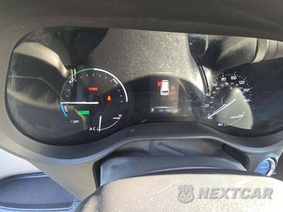 2024 Toyota Sienna LE 8-Passenger 120.5" WB - zdjęcie 9 z 21 - miniatura