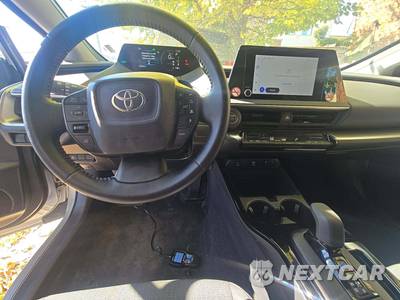 2025 Toyota Prius LE - zdjęcie 10 z 20 - miniatura