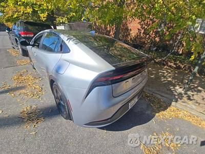 2025 Toyota Prius LE - zdjęcie 2 z 20 - miniatura