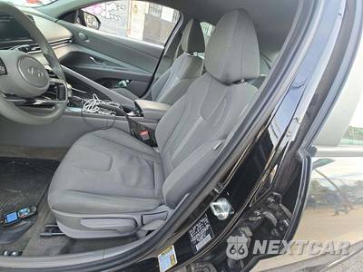 2024 Hyundai Elantra SE - zdjęcie 6 z 27 - miniatura