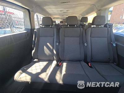 2026 Ford Transit Passenger Van XLT Low Roof 148.0" WB - zdjęcie 13 z 21 - miniatura