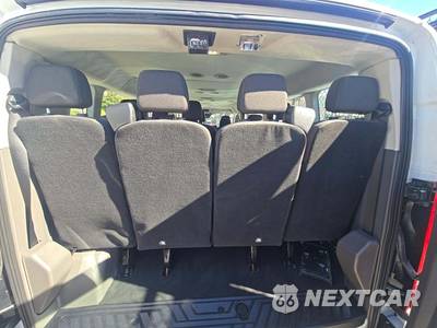 2026 Ford Transit Passenger Van XLT Low Roof 148.0" WB - zdjęcie 15 z 21 - miniatura