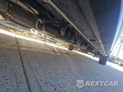 2026 Ford Transit Passenger Van XLT Low Roof 148.0" WB - zdjęcie 7 z 21 - miniatura