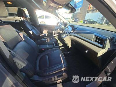 2022 Honda Odyssey Touring 118.1" WB - zdjęcie 19 z 26 - miniatura