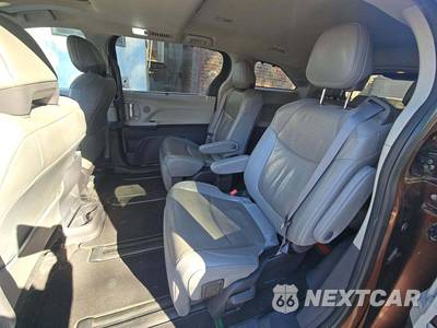 2022 Toyota Sienna Limited 7-Passenger 120.5" WB - zdjęcie 13 z 27 - miniatura
