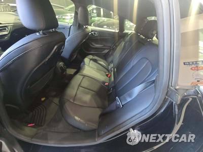 2021 BMW 2 Series Gran Coupe 228i xDrive Sedan - zdjęcie 13 z 23 - miniatura