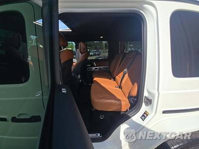 2024 Mercedes-Benz G 550 4MATIC - zdjęcie 13 z 20 - miniatura