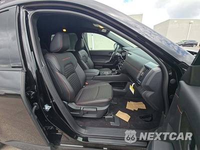 2026 Nissan Pathfinder Rock Creek - zdjęcie 16 z 25 - miniatura