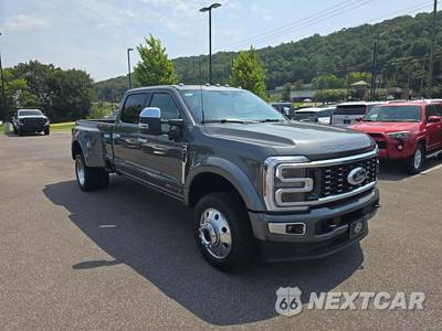 2026 Ford Super Duty F-450 Platinum Crew Cab Long Bed DRW - zdjęcie 4 z 20 - miniatura