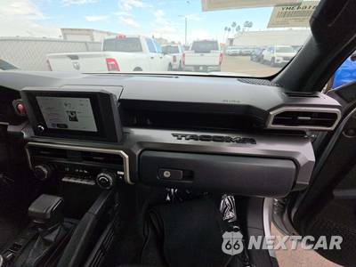 2024 Toyota Tacoma TRD Off-Road Crew Cab Medium Bed - zdjęcie 19 z 37 - miniatura