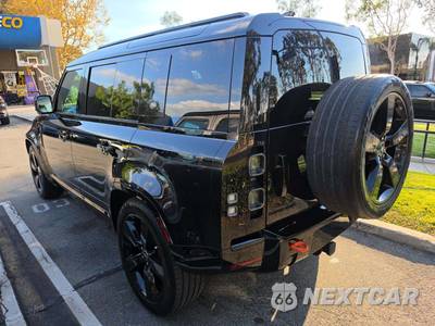 2023 Land Rover Defender 110 X - zdjęcie 2 z 33 - miniatura
