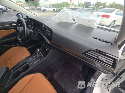 2022 Volkswagen Jetta SEL - zdjęcie 16 z 18 - miniatura