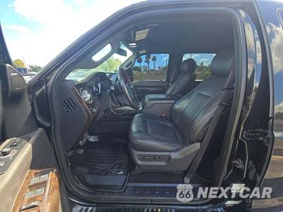 2015 Ford Super Duty F-250 Platinum Crew Cab Medium Bed - zdjęcie 3 z 28 - miniatura