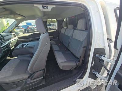 2022 Ford F-150 XLT Extended Cab Medium Bed w/Rear Doors - zdjęcie 10 z 23 - miniatura