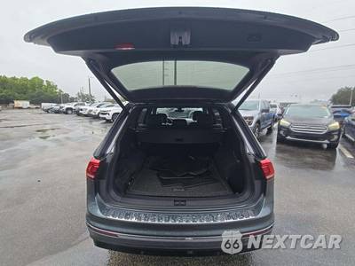 2020 Volkswagen Tiguan SEL Premium R-Line - zdjęcie 11 z 19 - miniatura